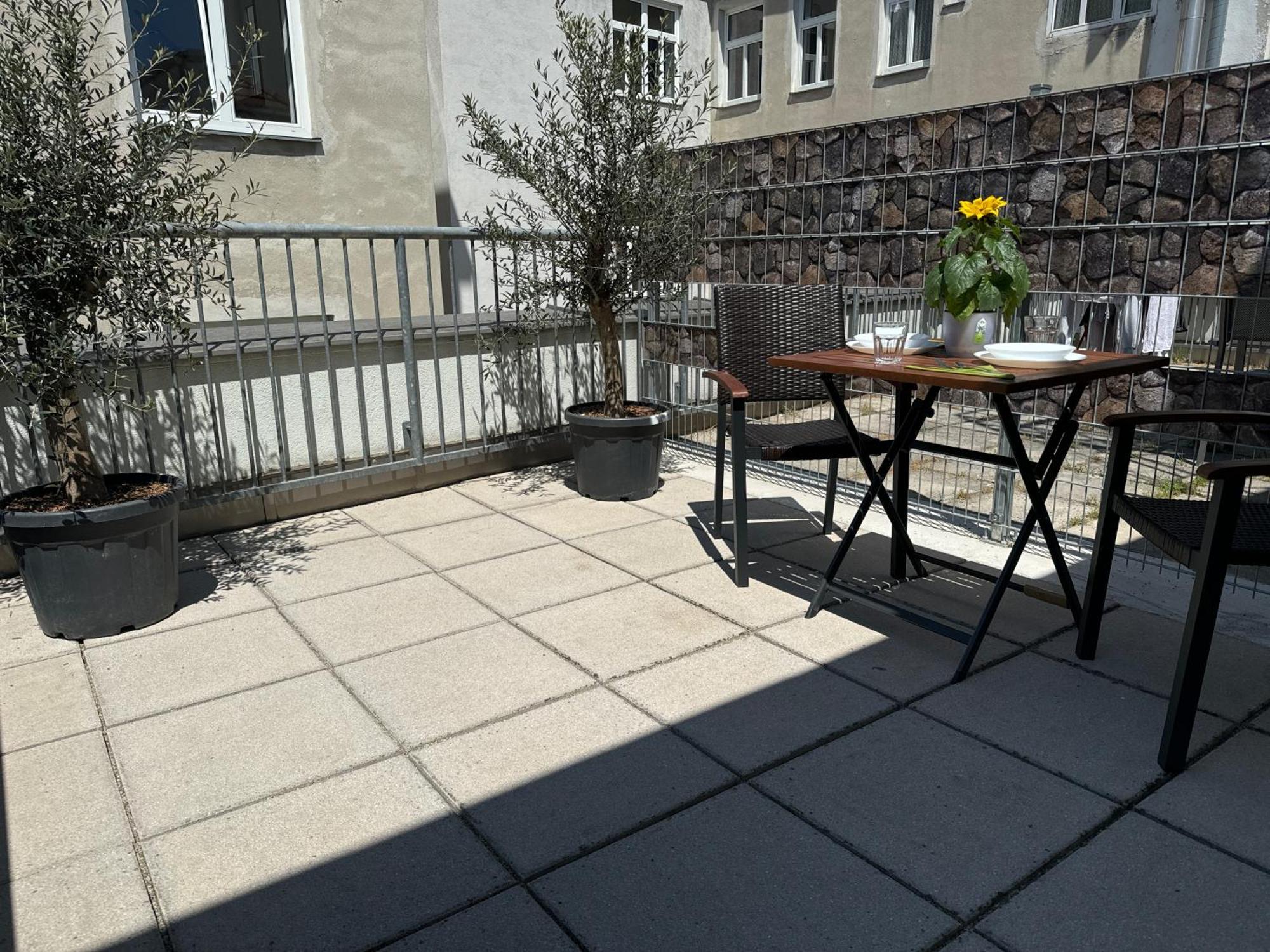 Appartamento Klein Aber Fein Mit Terrasse Vienna Esterno foto